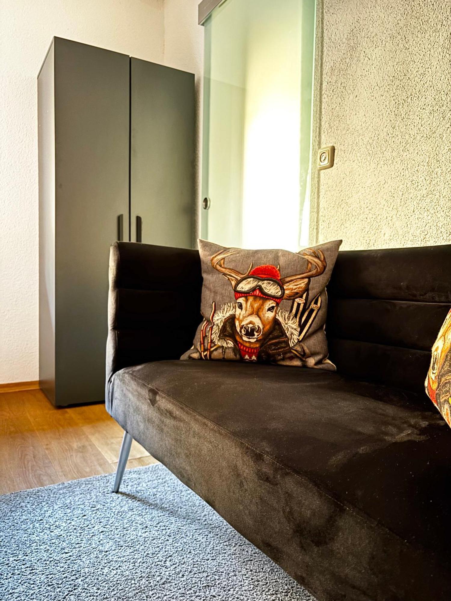 Lechtaler Alpenblick Landeck - Privatzimmer & Ferienwohnung Exterior photo