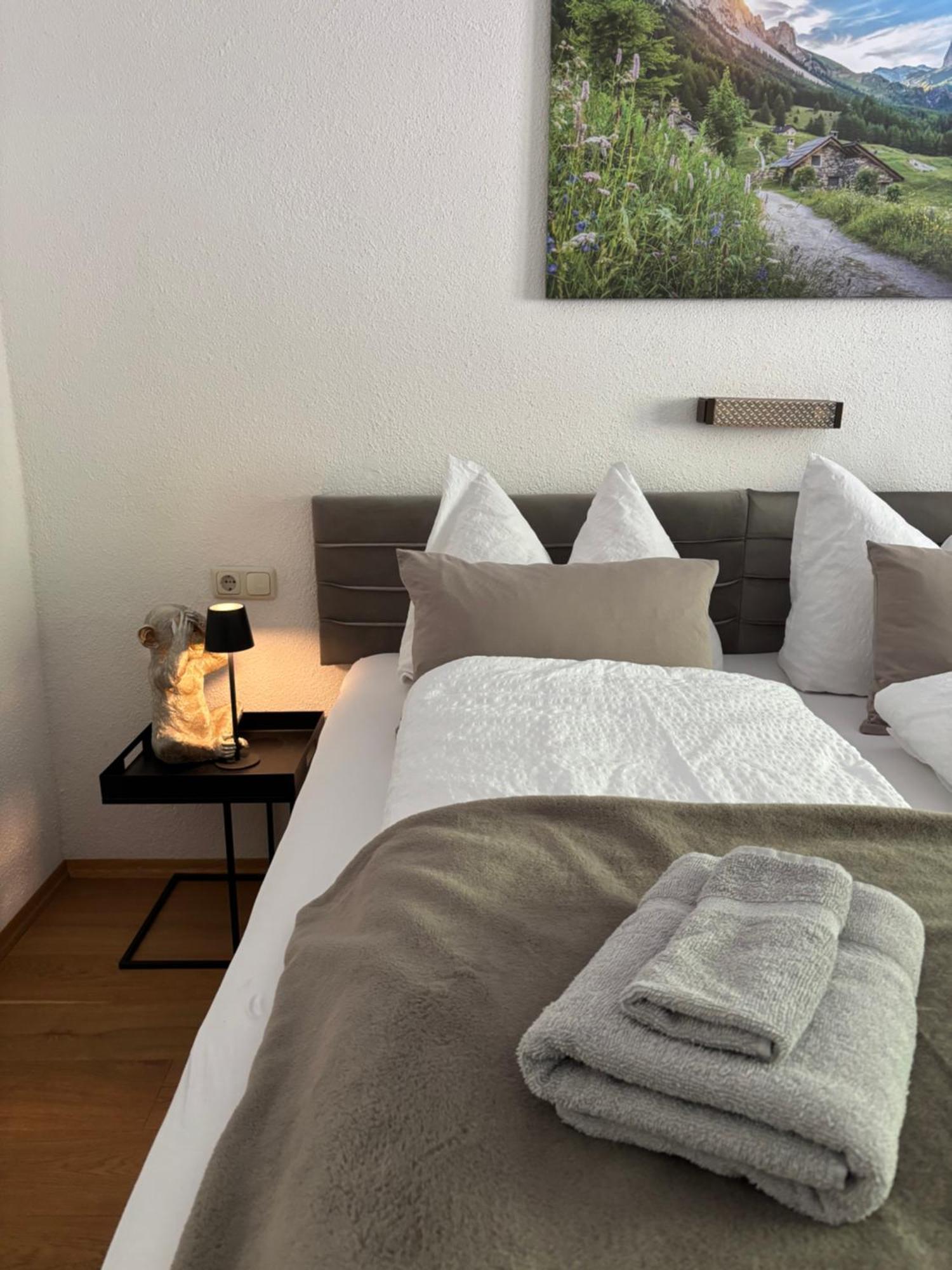 Lechtaler Alpenblick Landeck - Privatzimmer & Ferienwohnung Exterior photo
